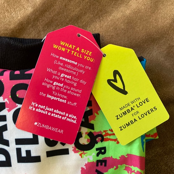 NWT Zumba Zip-Up Crop Jacket, Free to Create Collection, XXL - Picture 10 of 10